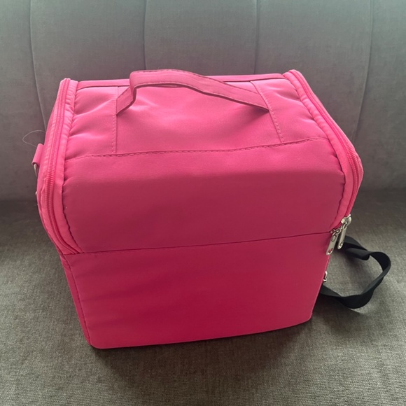 Travel vanity case - Picture 3 of 6
